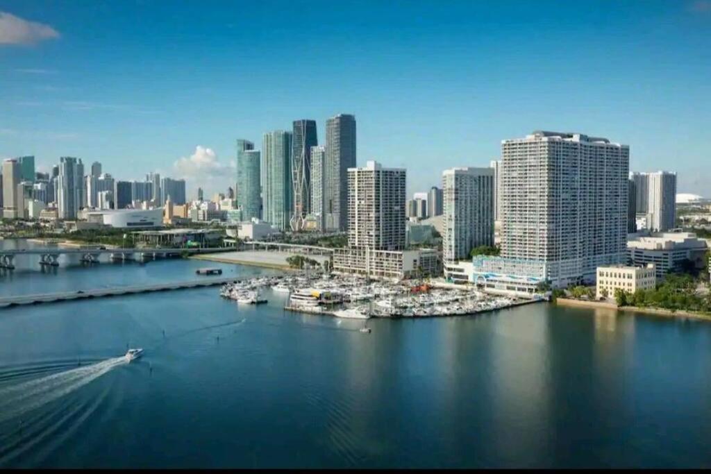 Ferienwohnung Sol Miami # 2 With Free Parking Exterior foto